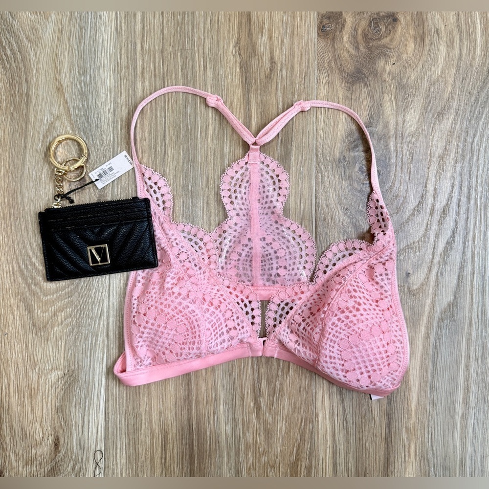 Victoria's Secret Bralette Bra Pink Size M w/VS Credit Card Holder Keychain